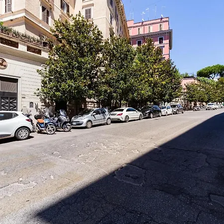 Spacious Loft In The Heart Of ローマ