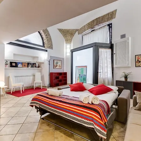 Spacious Loft In The Heart Of