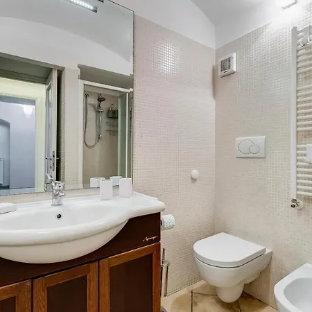 Spacious Loft In The Heart Of アパート *